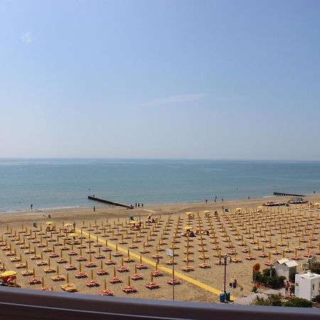 Hotel Loreley Lido di Jesolo Eksteriør billede